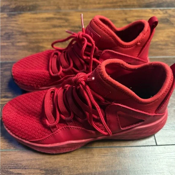 Nike Air Jordan Formula 23 Gym Shoes Youth Size 5.5Y October Red - Picture 3 of 10